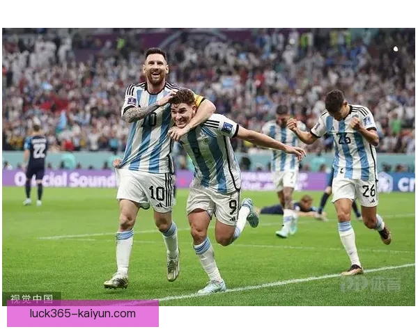 阿尔瓦雷斯世界杯表现稳健，进球能力备受关注