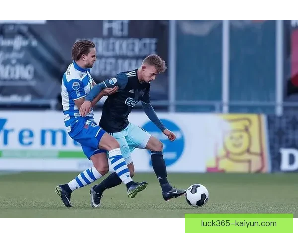 穆勒在进攻端的射门方式仍然值得关注，表现稳健引领球队进攻威胁